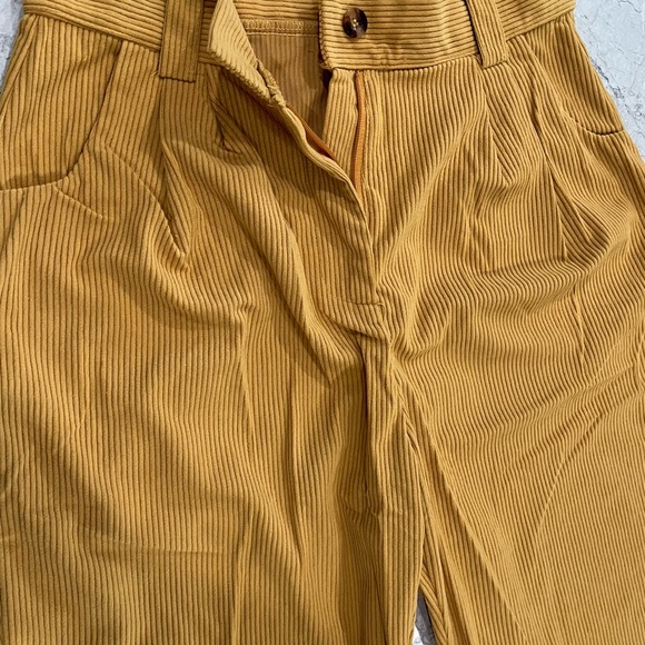 Vintage Oversized Corduroy Baggy - Picture 3 of 4